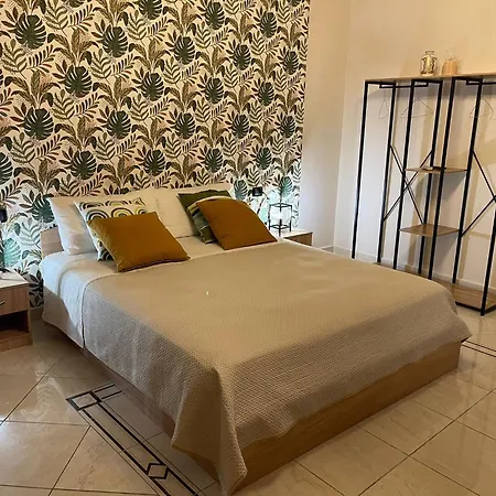 Nana 3* Napoli